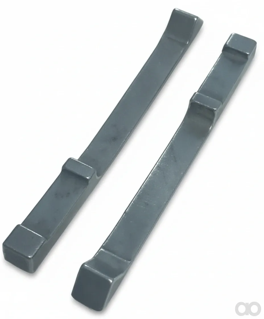 John Deere - M82826 - Shaft Key, (Set of Two)