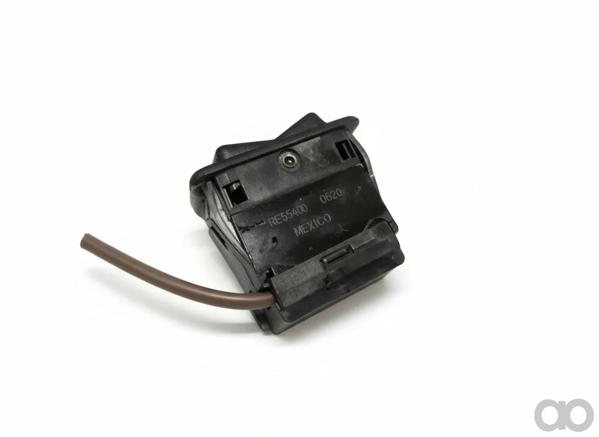 John Deere - RE55476 - Toggle/Rocker Switch