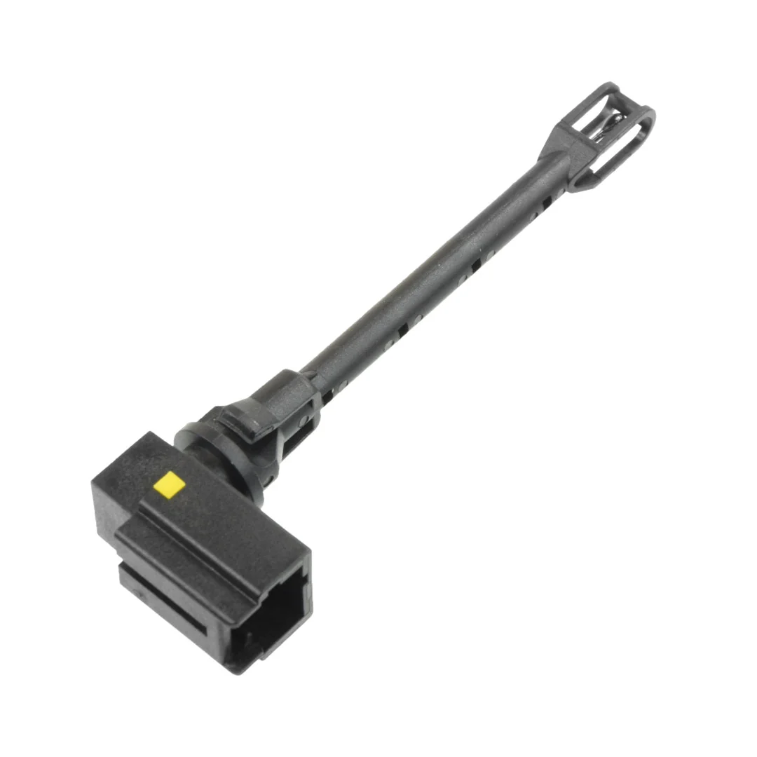 AGCO - ACW0170190 - Air Temperature Sensor Massey Ferguson