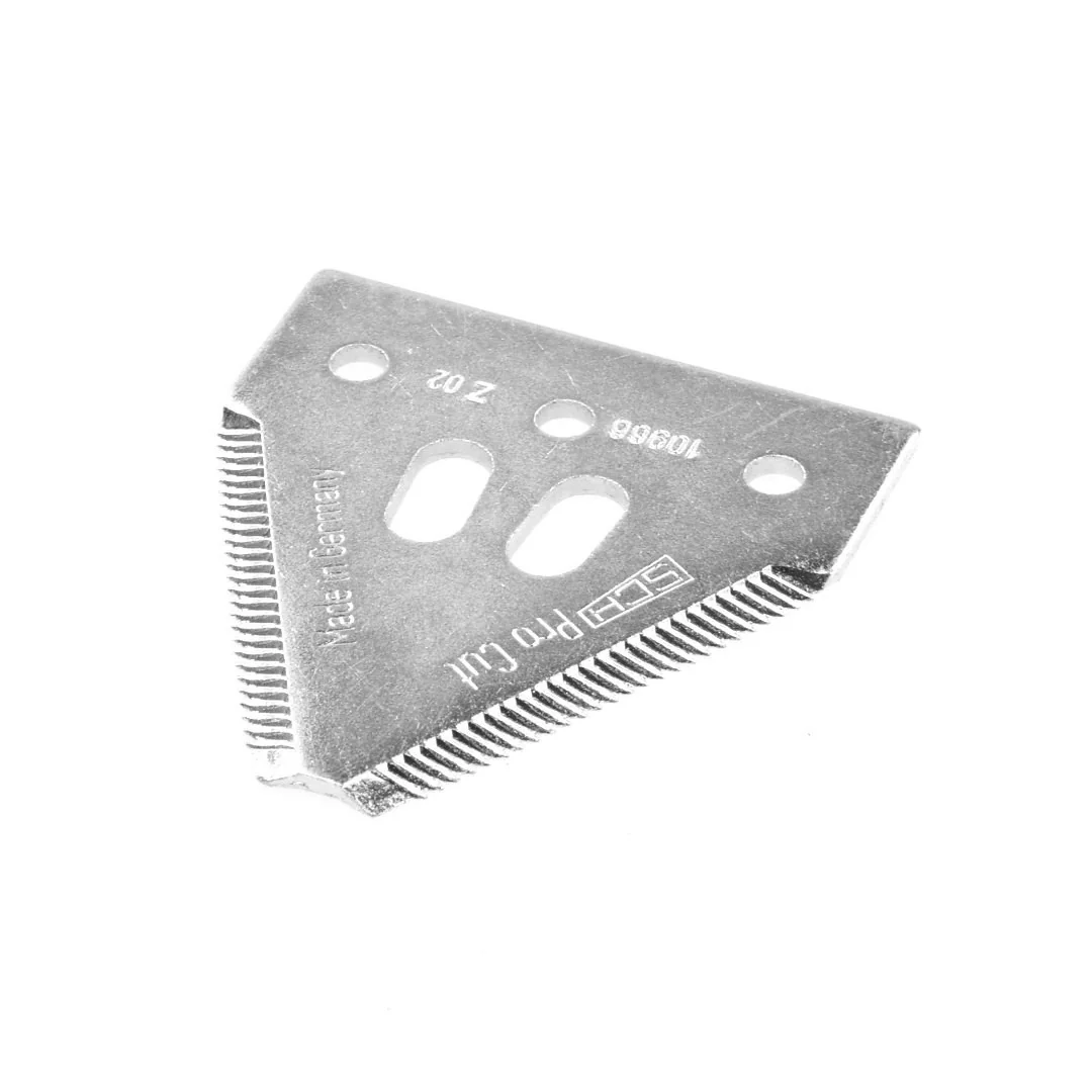 AGCO - LA327840145 - Fine-Ribbed Mower Blade Massey Ferguson