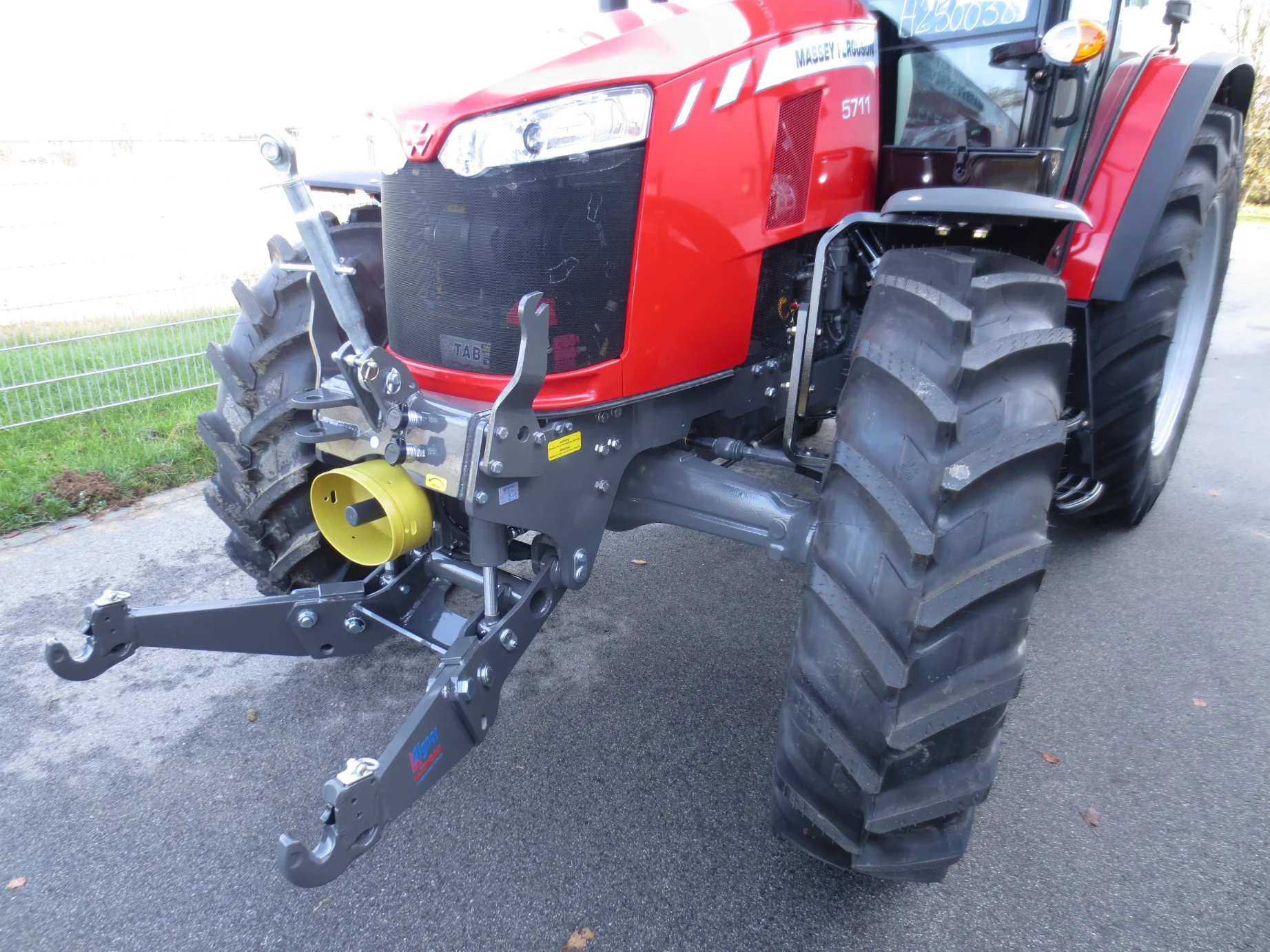 Aigner - 20.326.254401 - Front Three-Point Hitch Massey Ferguson Series 5700/5M