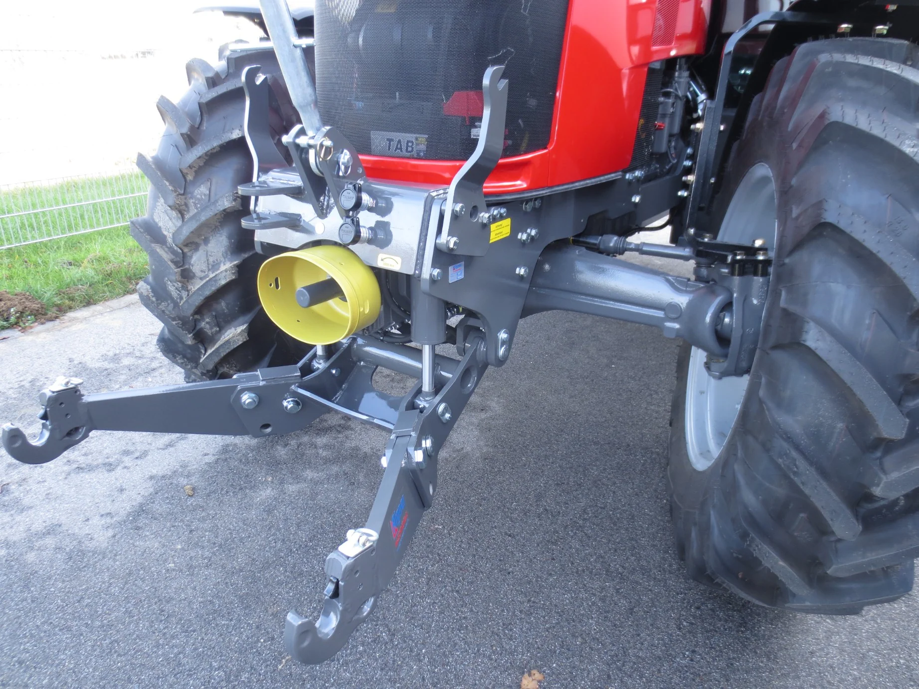 Aigner - 20.326.254401 - Front Three-Point Hitch Massey Ferguson Series 5700/5M
