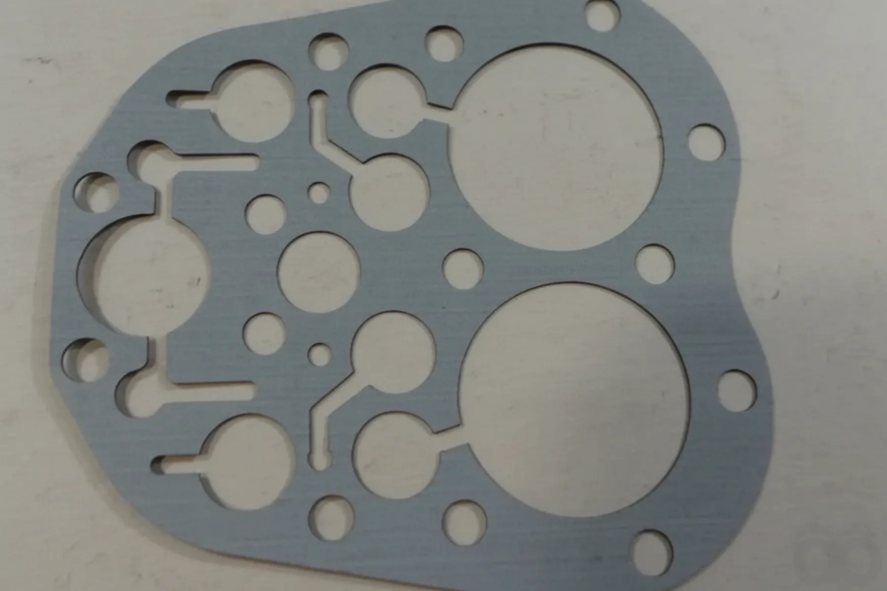 Case IH - 354354R3 - Cylinder Head Gasket