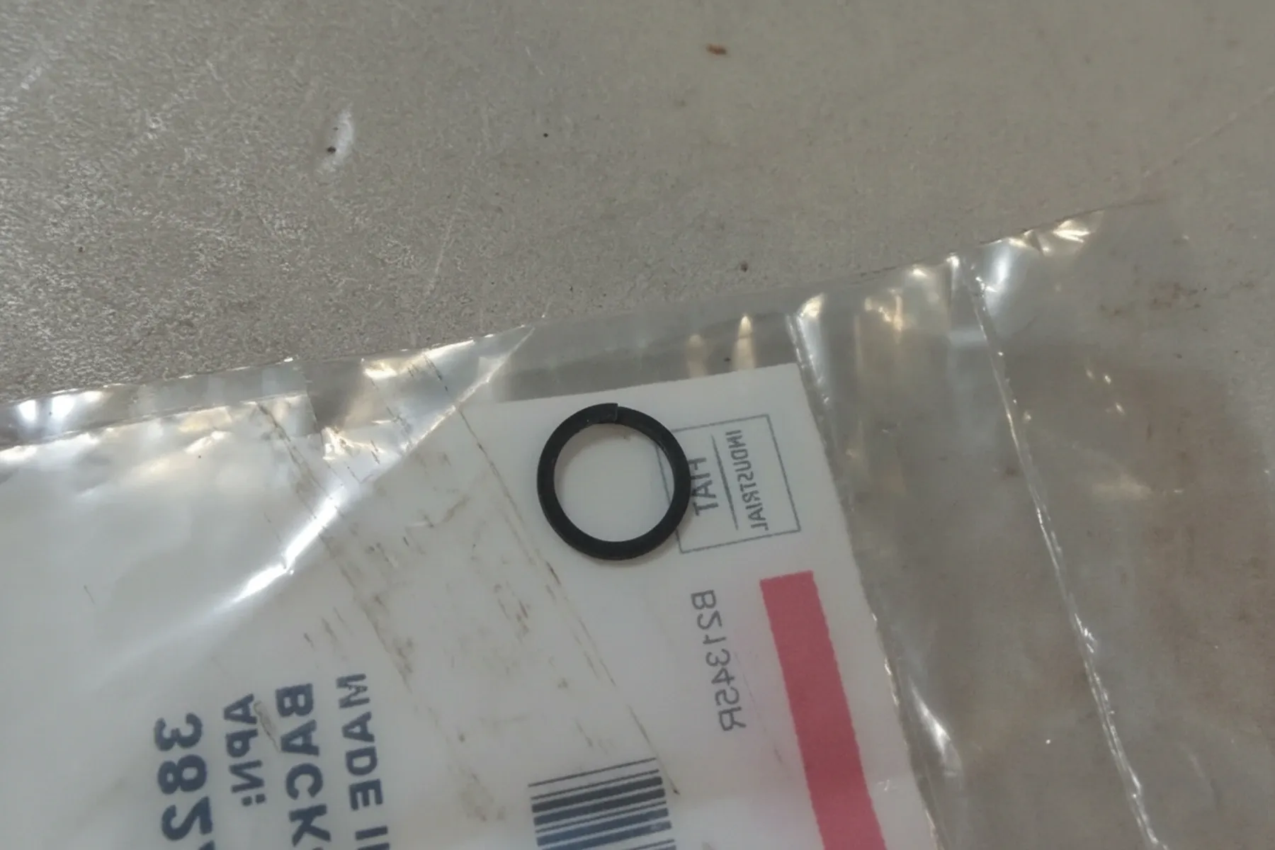 Case IH - 382236R1 - Sealing Ring