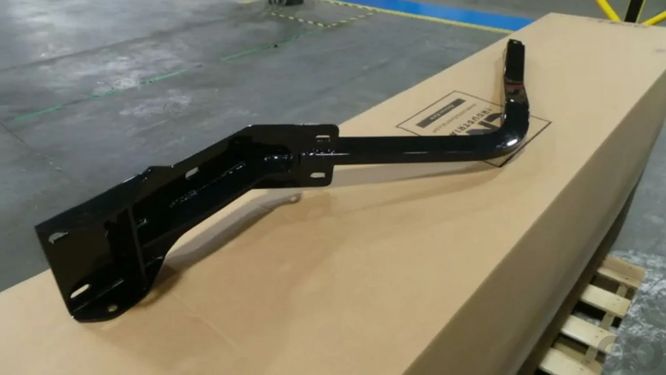 Case IH - 47496446 - Hinge