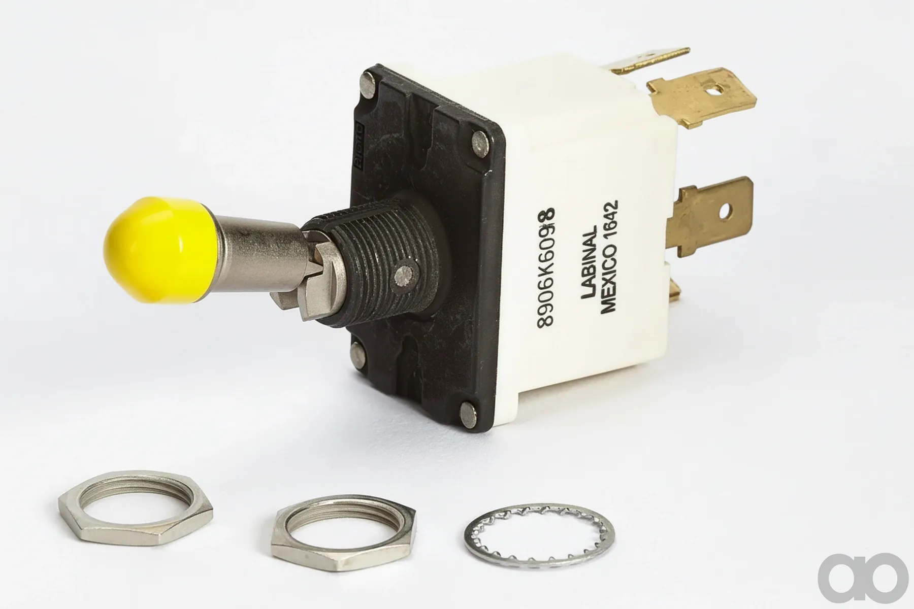 Case IH - 47787066 - Toggle Switch