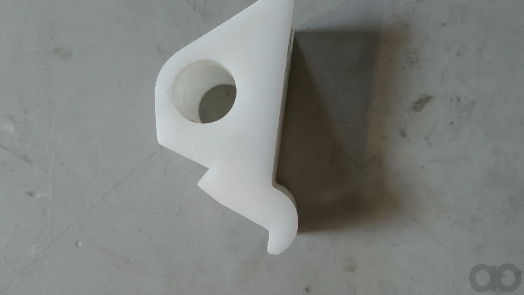 Case IH - 546394R1 - Bracket