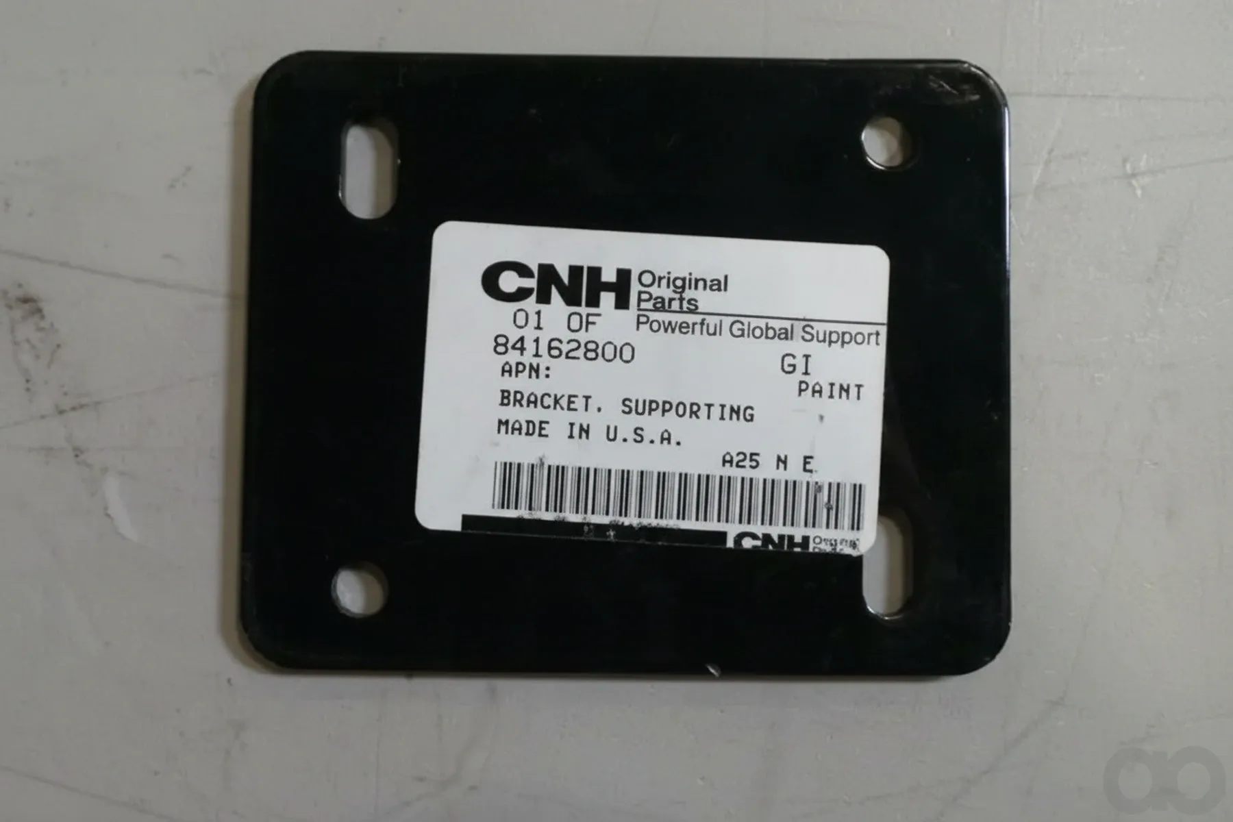 Case IH - 84162800 - Bracket, Supporting