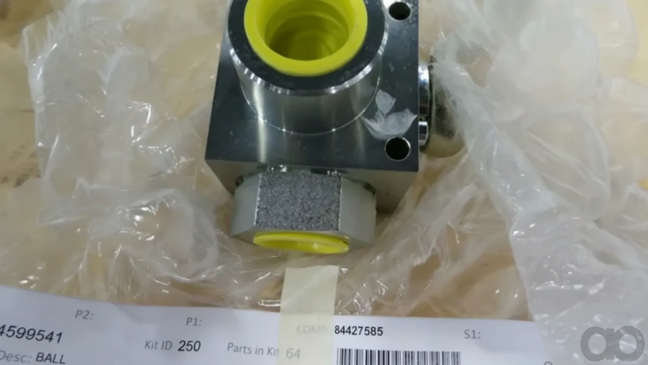 Case IH - 84427585 - Valve