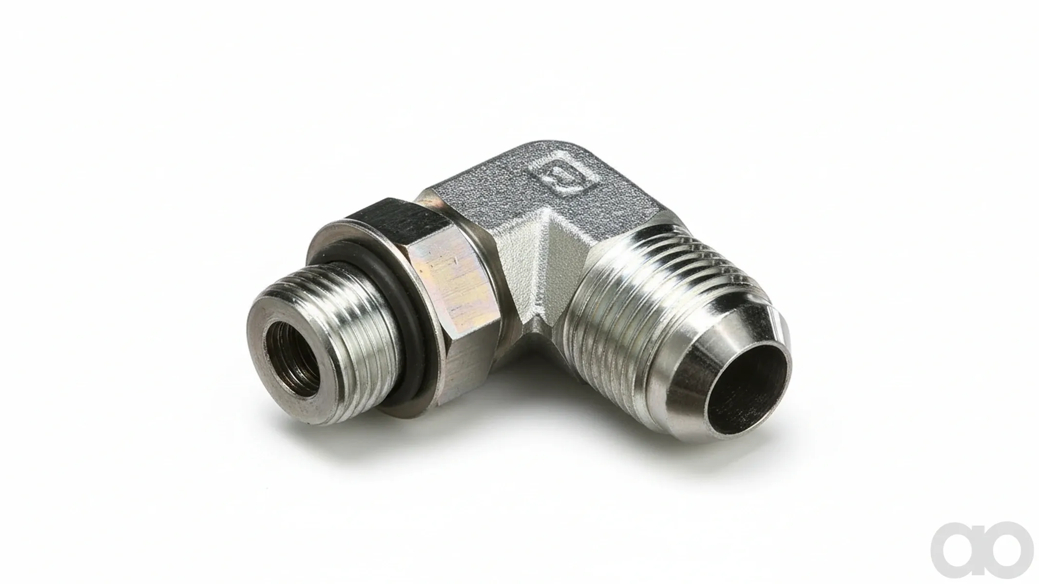 Case IH - 86527 - 90-Degree Elbow