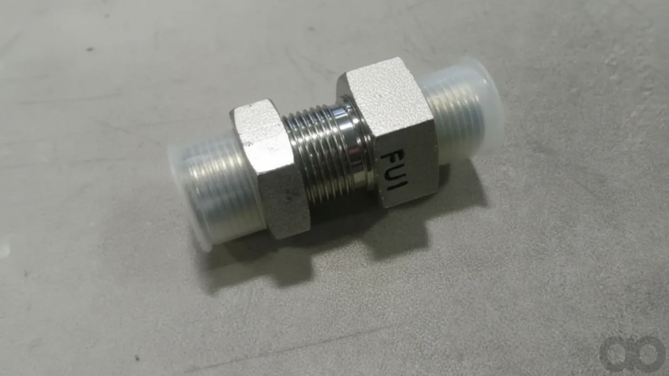 Case IH - 87381299 - Hydraulic Connector