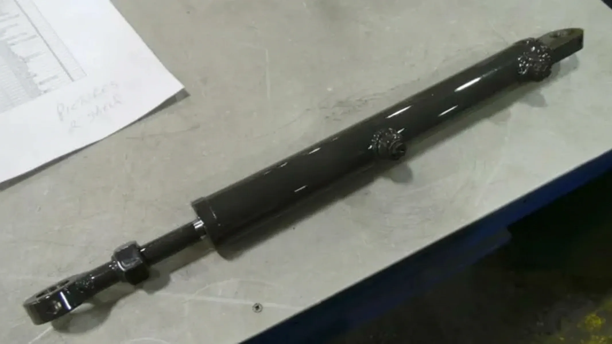 Case IH - 87442336 - Hydraulic Cylinder