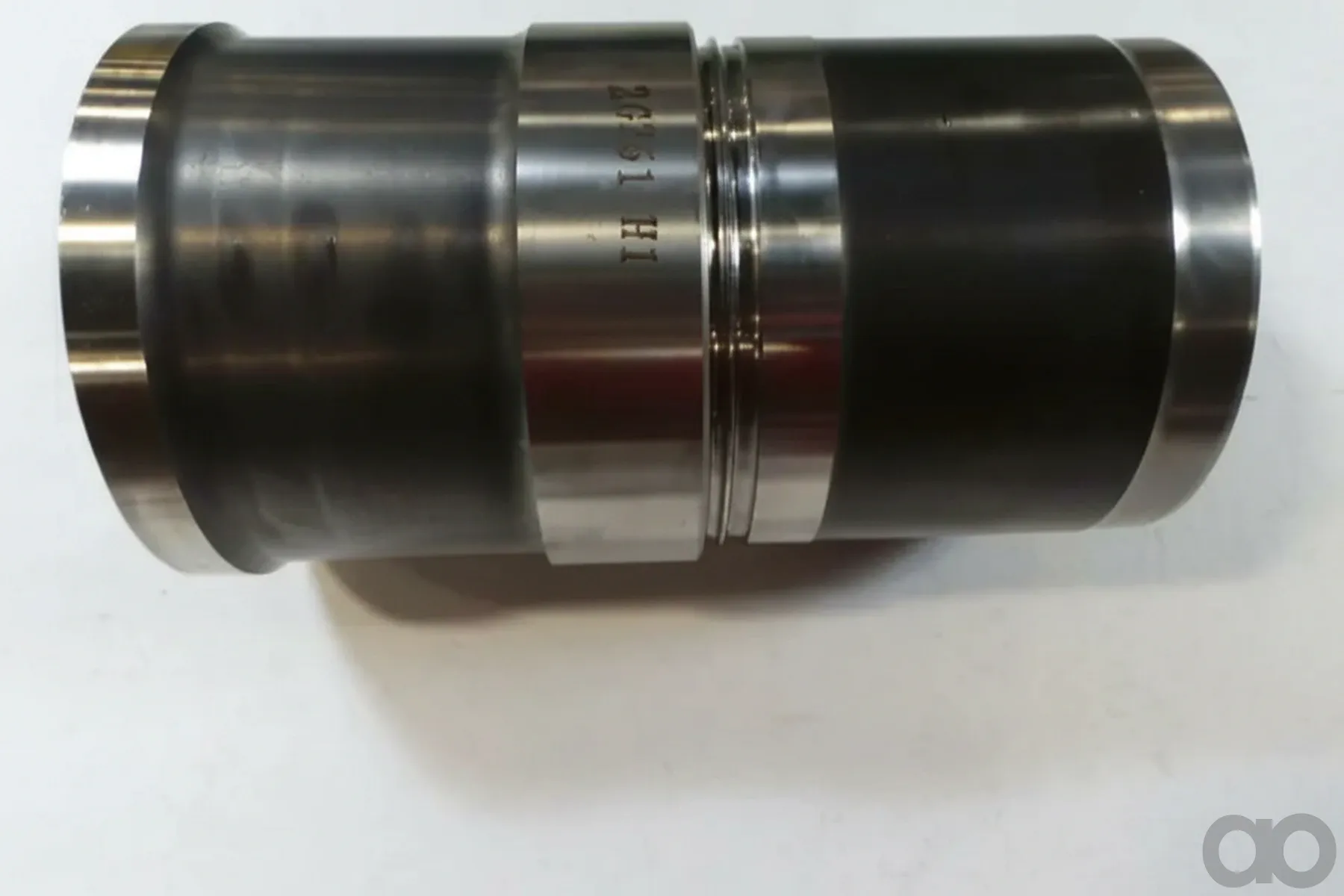 Case IH - J907792 - Sleeve Cylinder