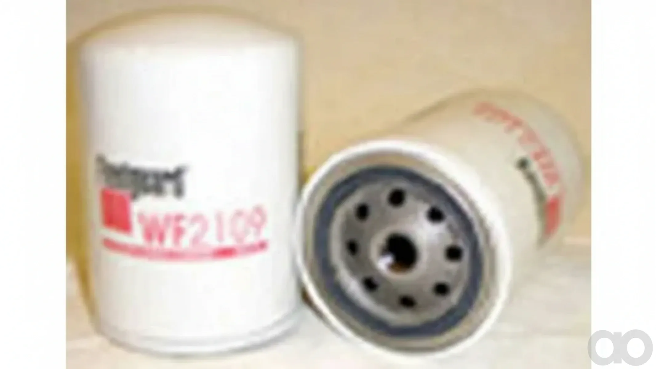 Case IH - WF2109 - Coolant Filter