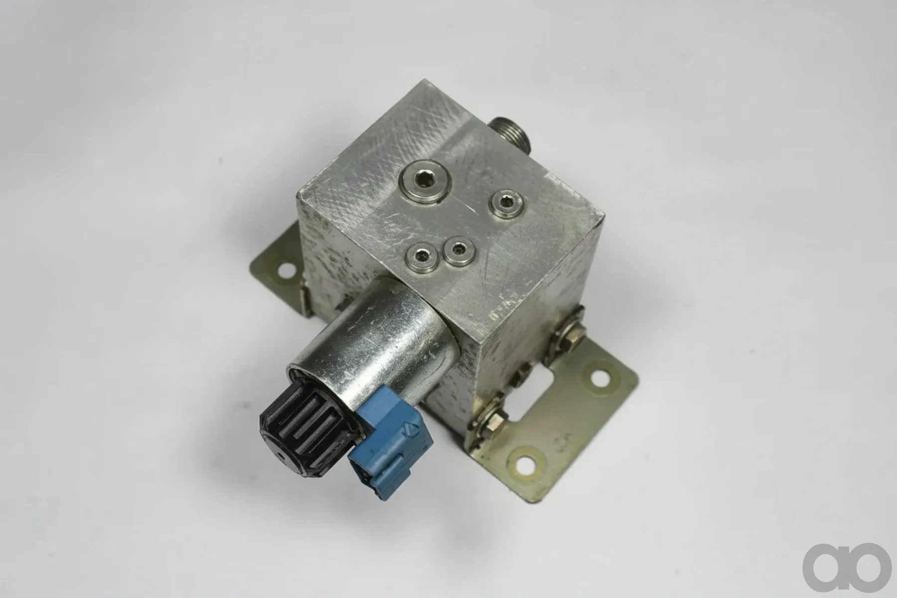 Claas - 0000398511 - CONTROL VALVE BLOCK