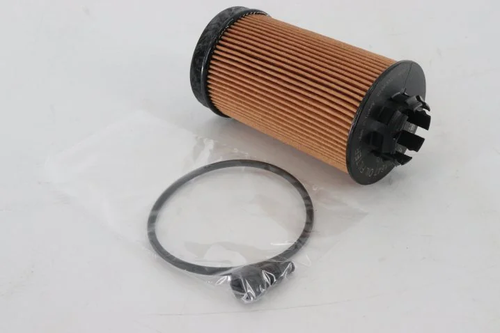 Fil Filter - MLE1647 - Oil filter element (metal-free)
