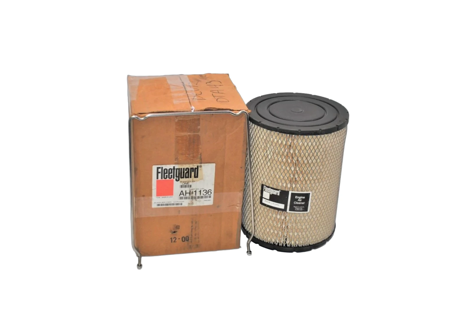 Fleetguard - AH1136 - Air filter housing