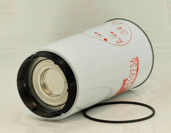 Fleetguard - FS19736 - Fuel filter spin-on