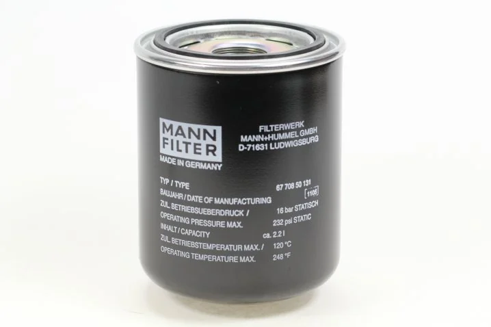Mann-Filter - 67 708 50 131 - Oil reservoir