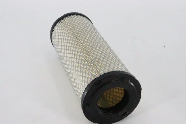 Mann-Filter - C 11 020 - Air filter element
