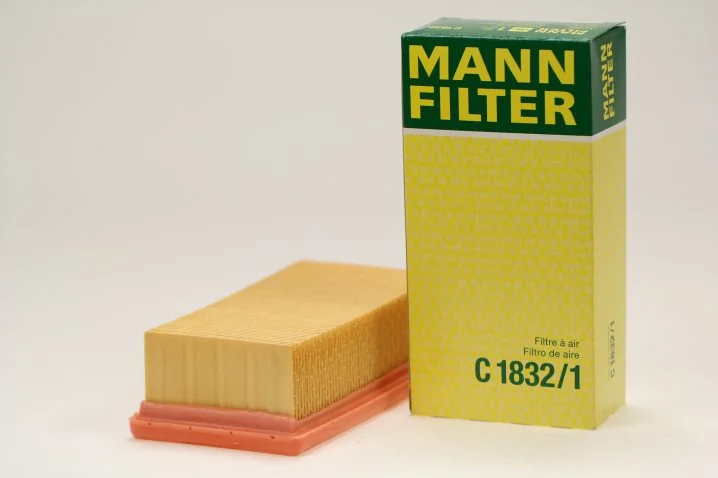 Mann-Filter - C 1832/1 - Air filter element