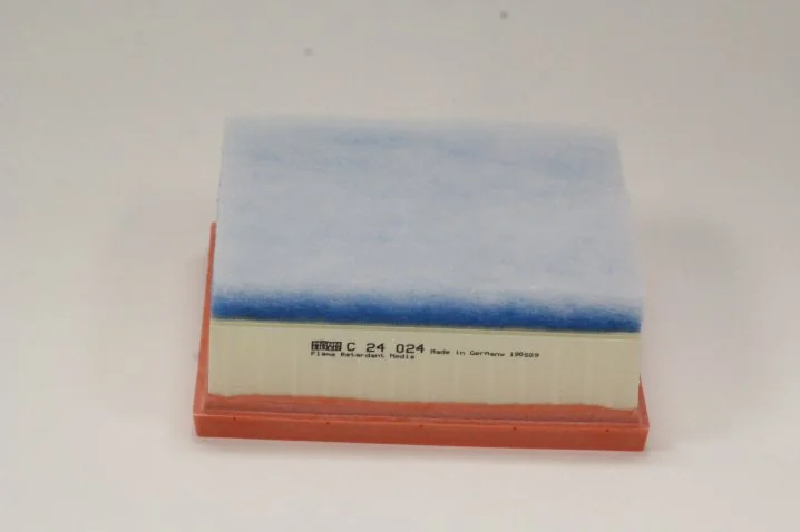 Mann-Filter - C 24 024 - Air filter element