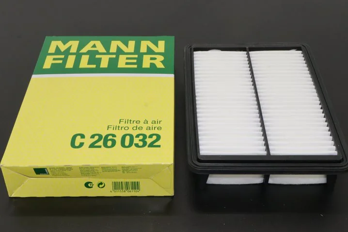 Mann-Filter - C 26 032 - Air filter element