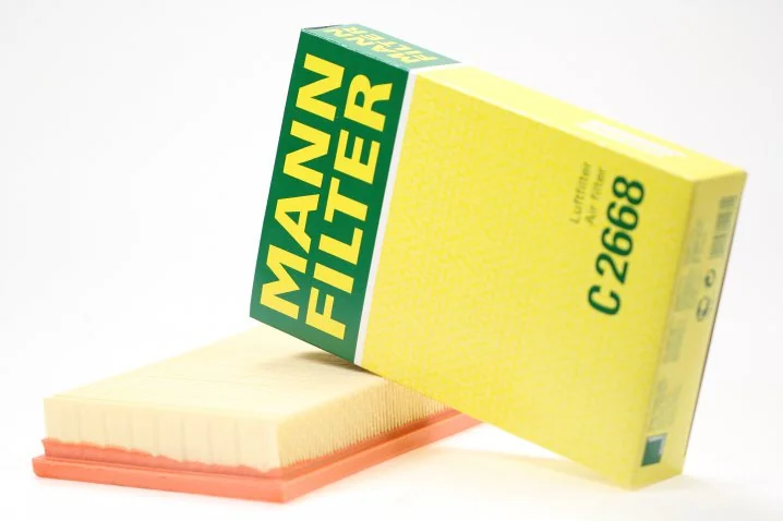 Mann-Filter - C 2668 - Air filter element