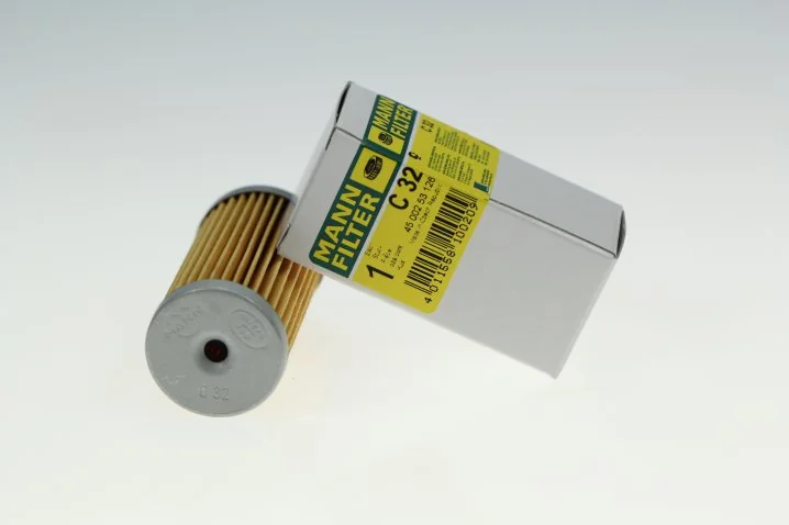 Mann-Filter - C 32 - Air filter element
