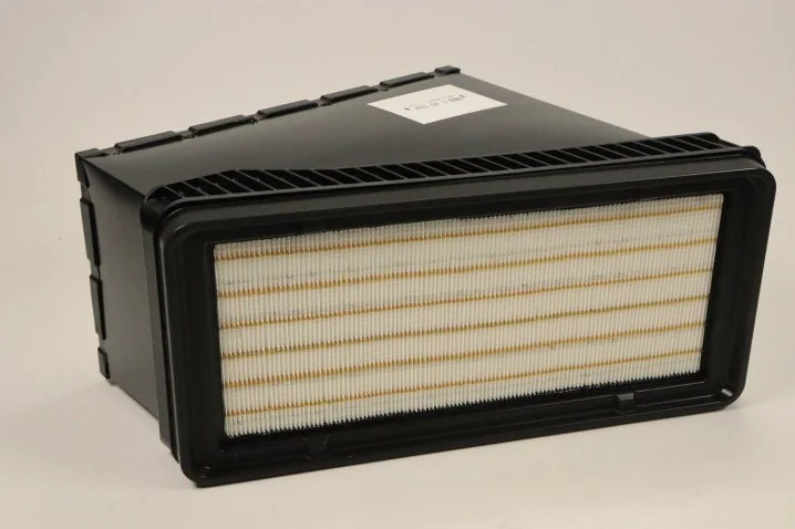 Mann-Filter - C 45 002 - Air filter element (iqoron-25)