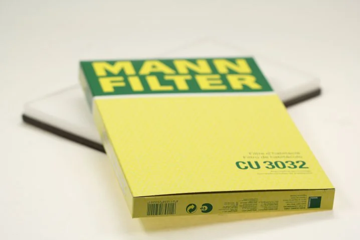 Mann-Filter - CU 3032 - Cabin air filter element