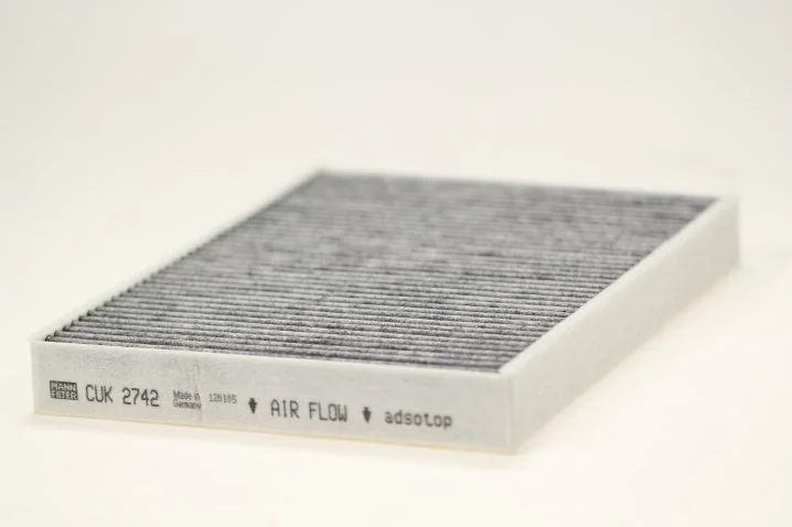 Mann-Filter - CUK 2742 - Cabin air filter (activated carbon)