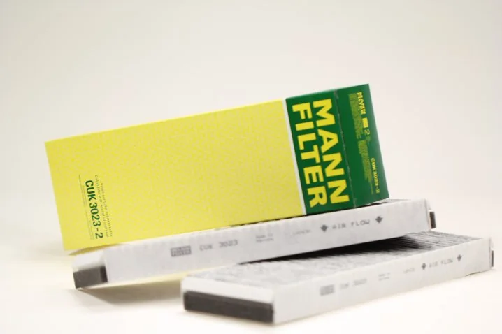 Mann-Filter - CUK 3023-2 - Cabin air filter (activated carbon)