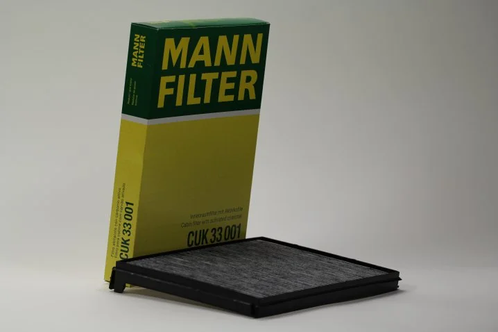 Mann-Filter - CUK 33 001 - Cabin air filter (activated carbon)