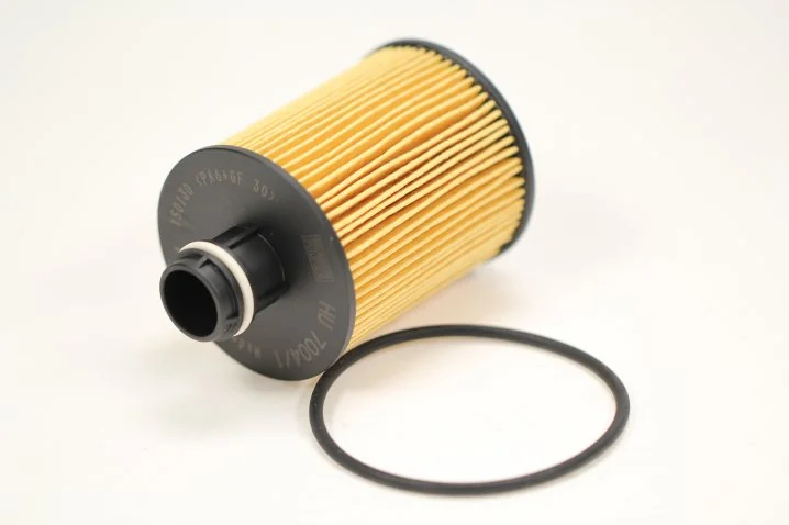 Mann-Filter - HU 7004/1 x - Liquid filter