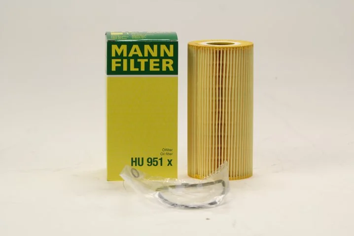 Mann-Filter - HU 951 x - Liquid filter