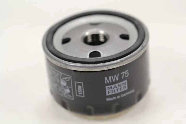 Mann-Filter - MW 75 - Oil filter (spin-on)