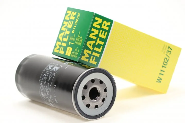Mann-Filter - W 11 102/37 - Oil filter (spin-on)
