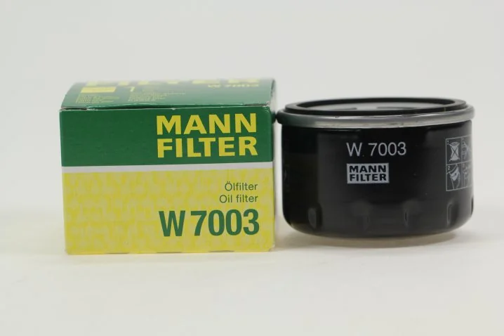 Mann-Filter - W 7003 - Oil filter