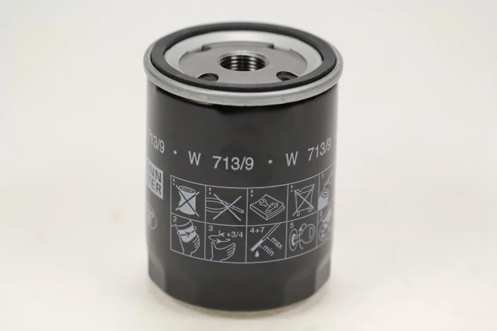 Mann-Filter - W 713/9 - Oil filter (spin-on)