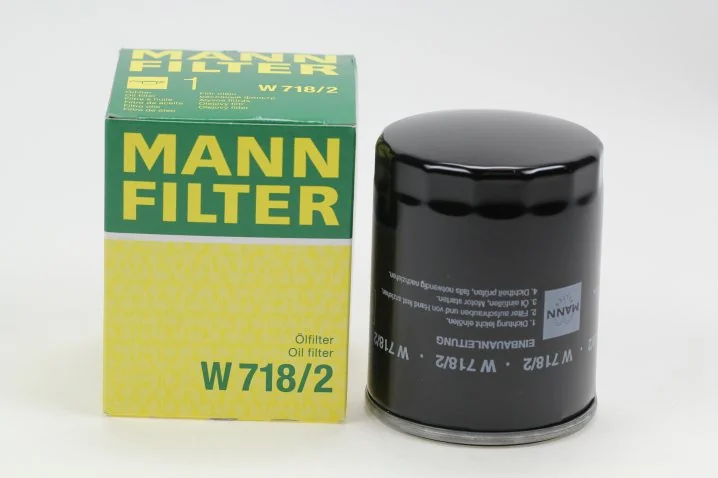 Mann-Filter - W 718/2 - Oil filter (spin-on)