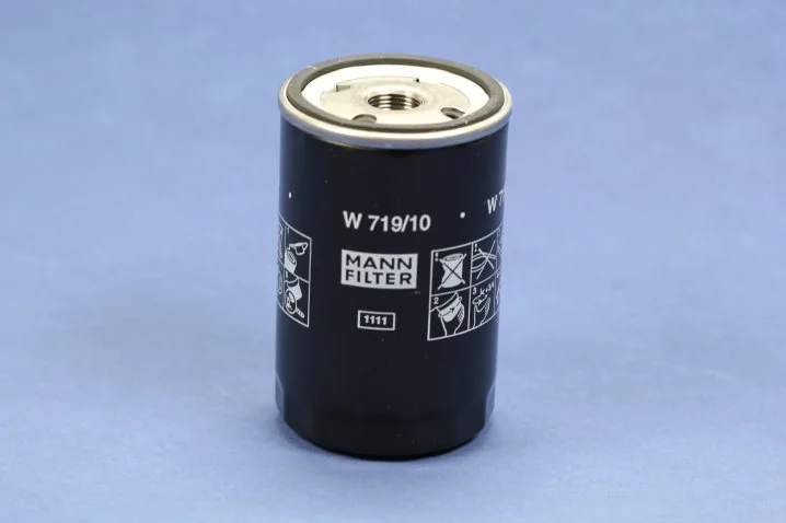 Mann-Filter - W 719/10 - Oil filter (spin-on)