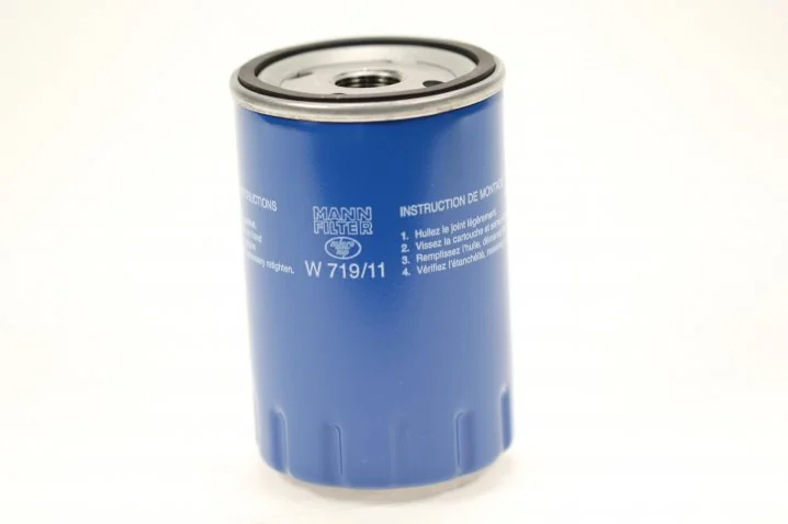 Mann-Filter - W 719/11 - Oil filter (spin-on)