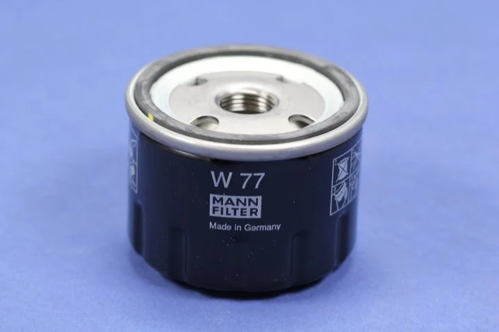 Mann-Filter - W 77 - Oil filter (spin-on)