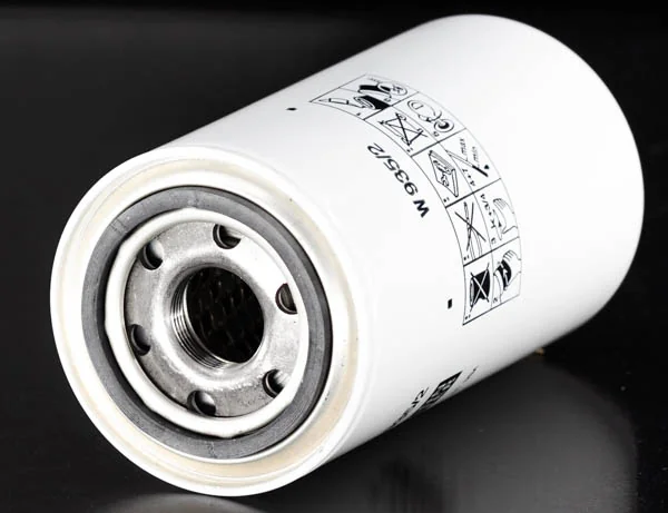 Mann-Filter - W 935/2 - Oil filter