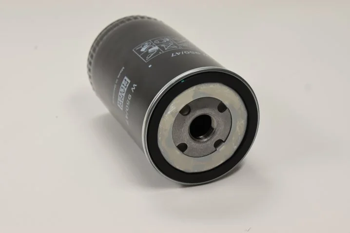 Mann-Filter - W 950/47 - Oil filter spin-on