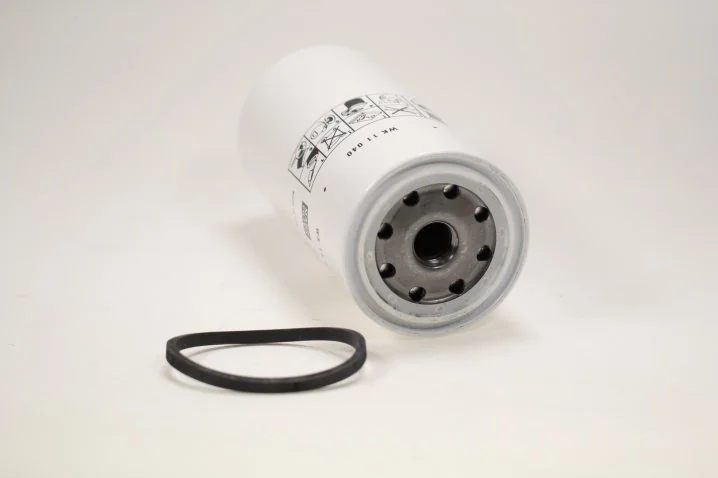Mann-Filter - WK 11 040 x - Fuel filter spin-on