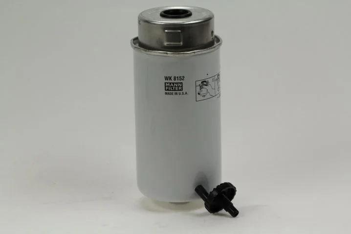 Mann-Filter - WK 8152 - Fuel filter spin-on