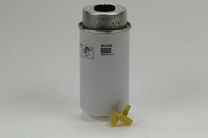 Mann-Filter - WK 8158 - Fuel filter spin-on