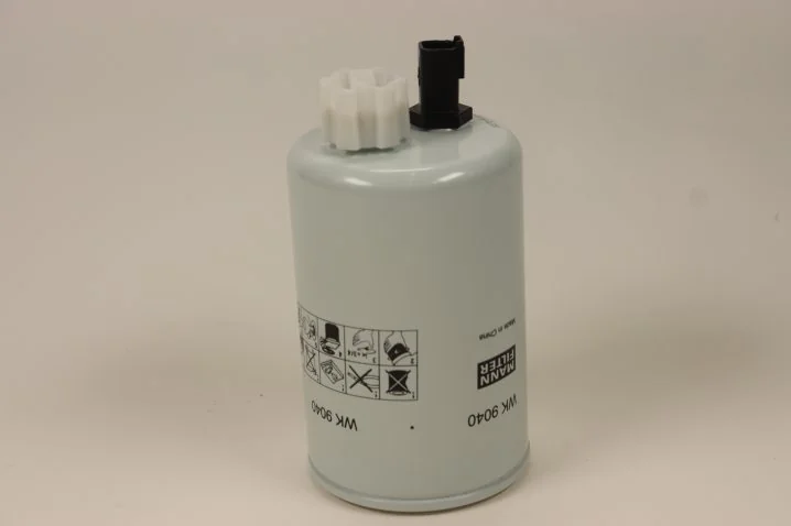 Mann-Filter - WK 9040 - Fuel filter spin-on